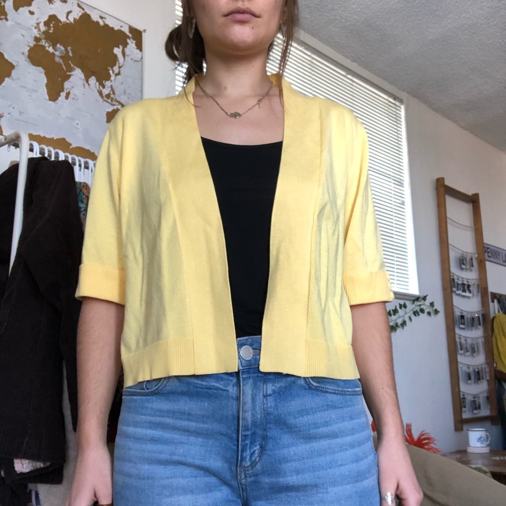 Short sleeve cardigan